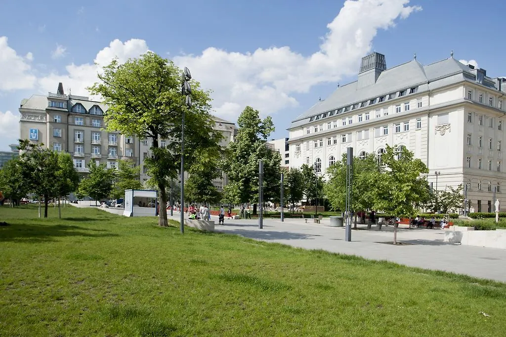 Riverside Flat With King Castle View Apartment Budapest Hungary