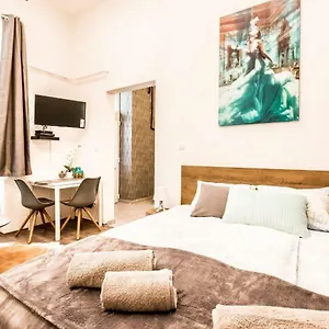 Apartamento Amazon Near The Famous Party Boulevard, Budapest