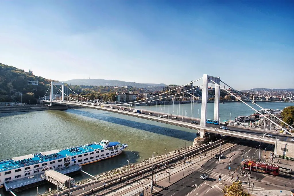 Riverside Flat With King Castle View Apartment Budapest Hungary